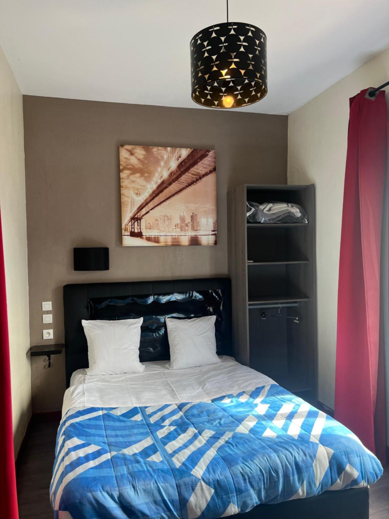 Hotel Des 2 Gares オセール エクステリア 写真