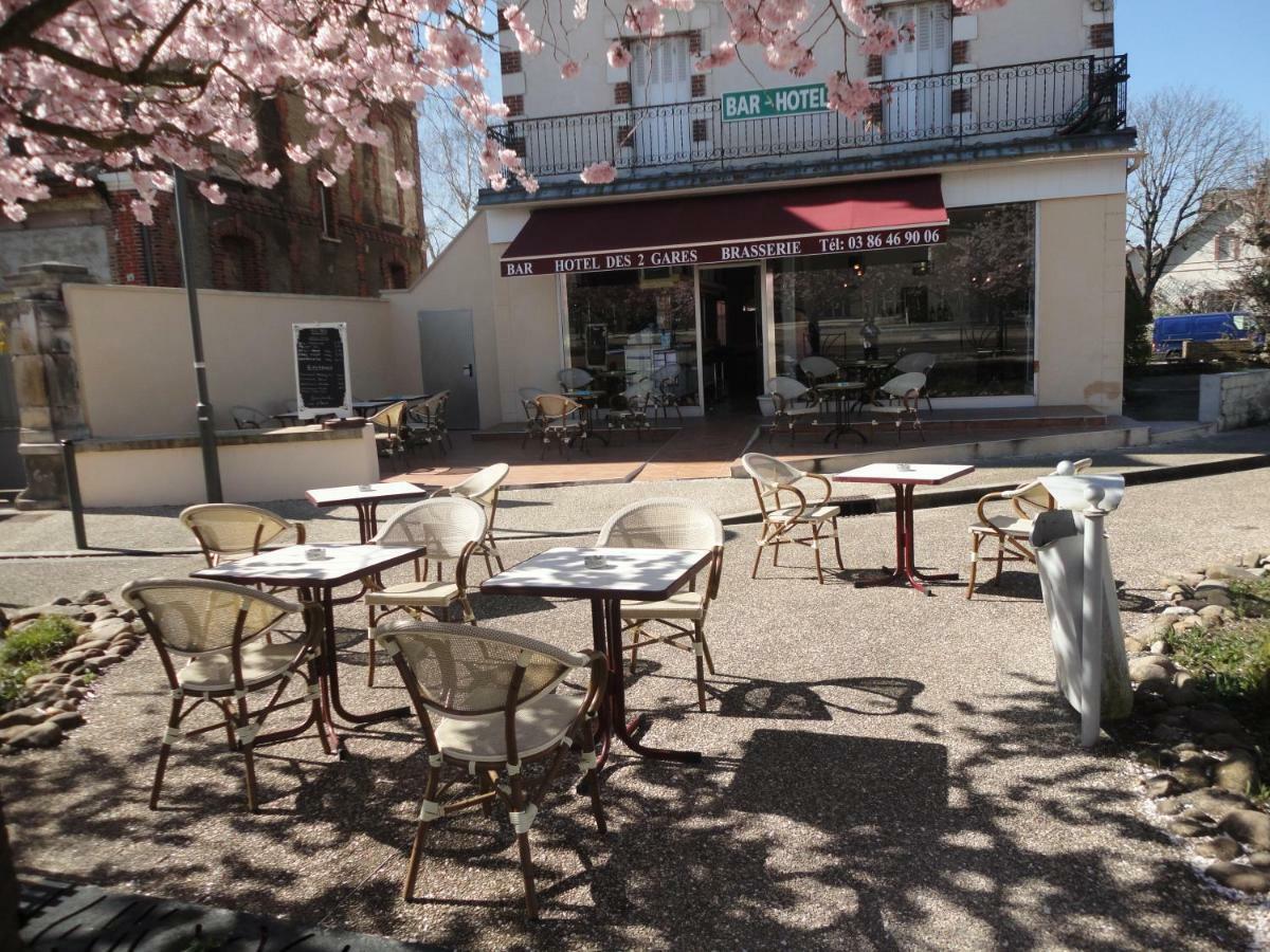 Hotel Des 2 Gares オセール エクステリア 写真
